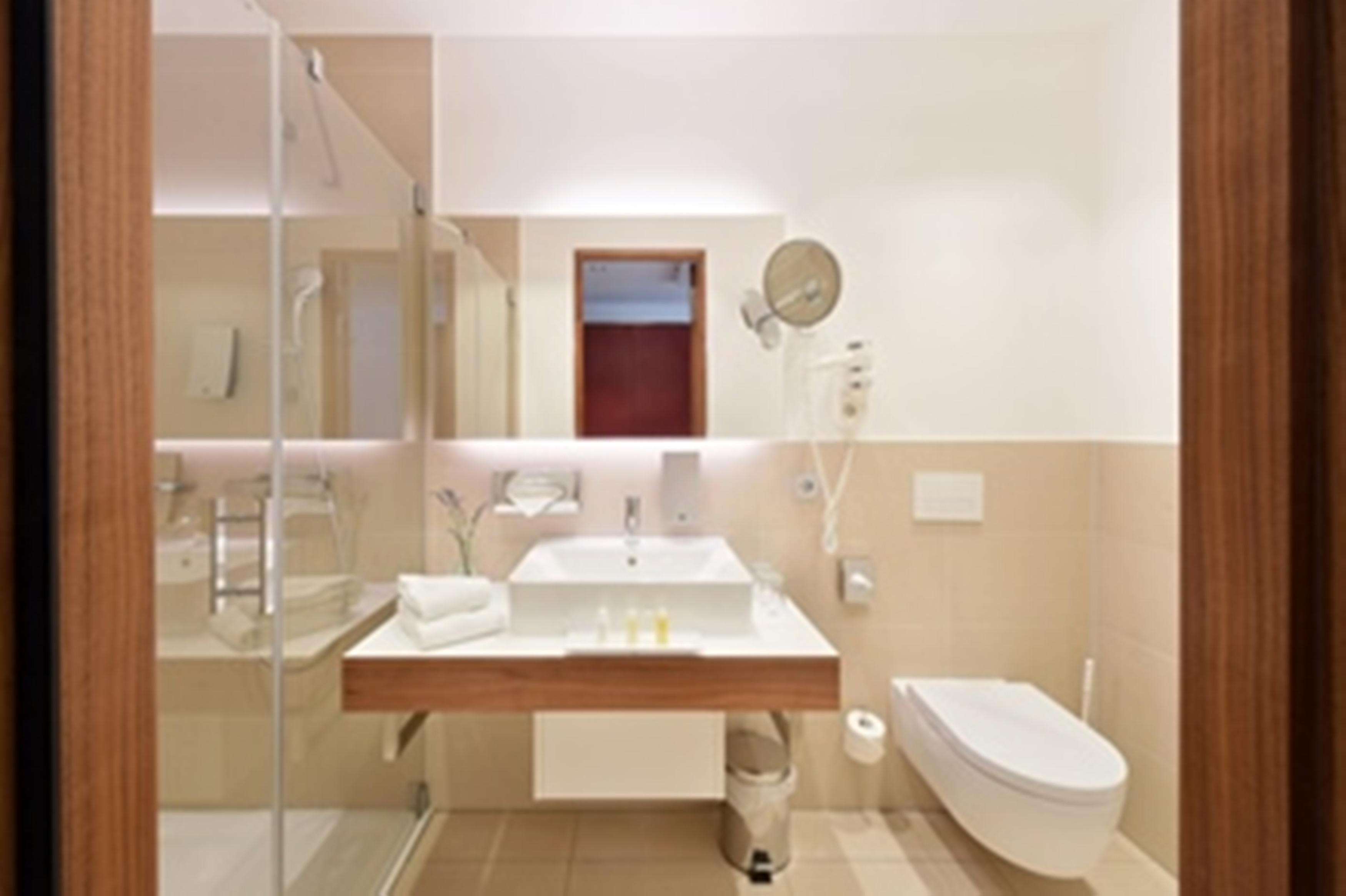 Amedia Plaza Dresden, Trademark Collection By Wyndham 4* Dresden